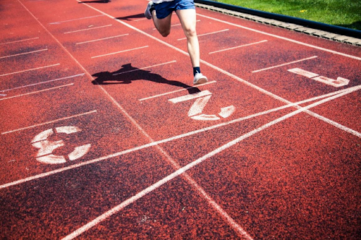 重创！皇马右后卫阿诺德大腿受伤 将缺阵两月之久